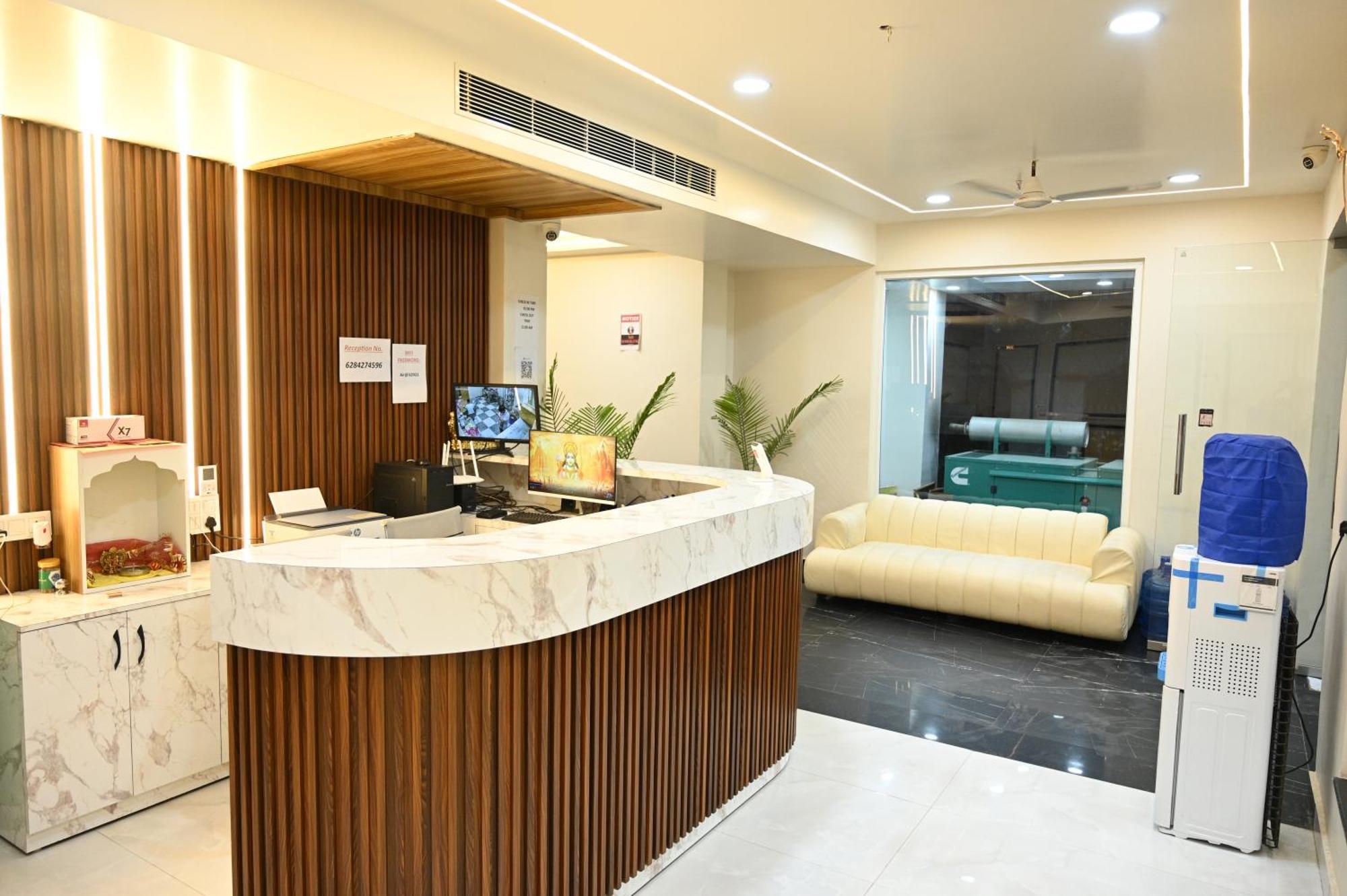 The Janki Hotel Ayodhya Экстерьер фото
